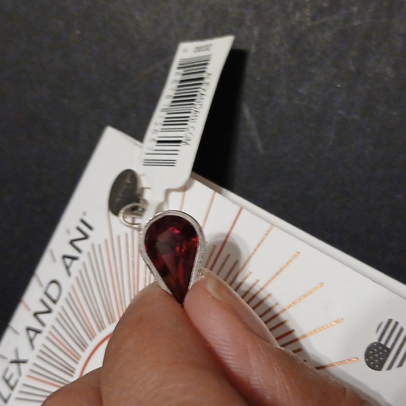 NWT Alex and Ani red magma crystal bracelet - Picture 2 of 6